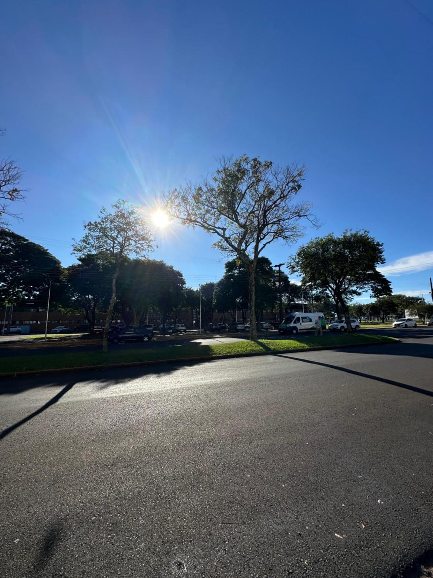 Rai Hotel - Proximo A Prefeitura Cascavel  Zewnętrze zdjęcie